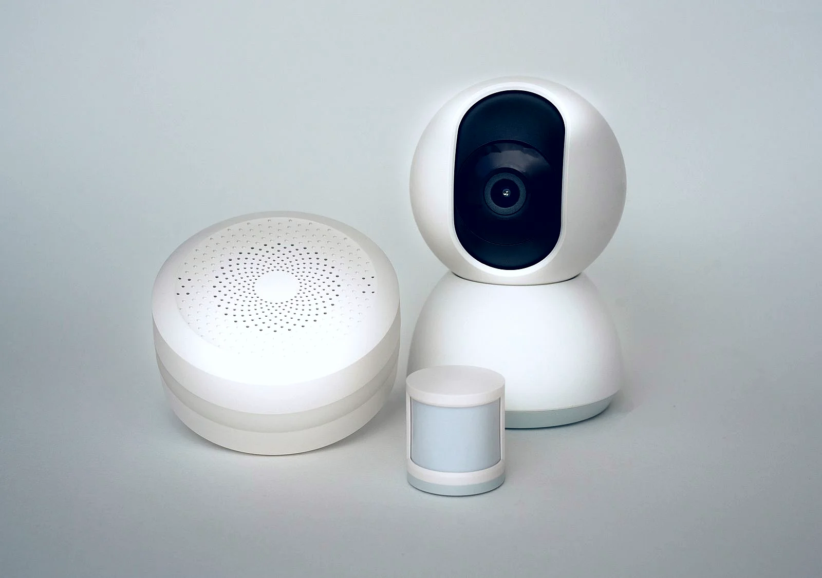 Equipos de alarma y control de acceso